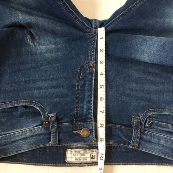 Free People Mid Rise Raw Frayed Fringe Hem Dark Wash Fringe Ankle Skinny Jeans - Picture 10 of 16